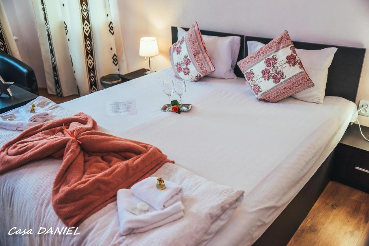 Casa Daniel Hotel Törcsvár Kültér fotó